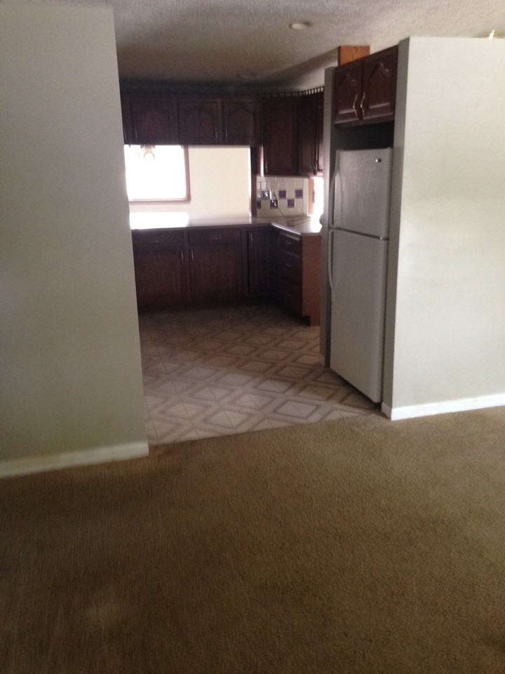 2112 Arapahoe Dr - Photo 4 of 20