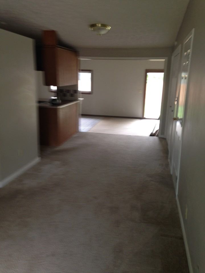 2112 Arapahoe Dr - Photo 6 of 20