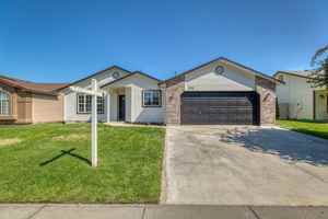 featured image of 1938 E Birchwood Dr