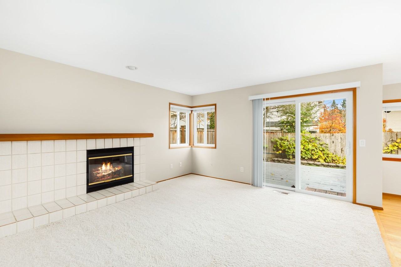 3722 246th Ave Se - Photo 4 of 26