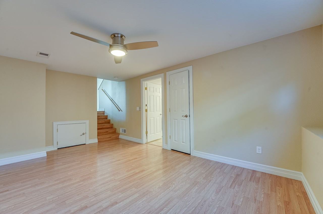4274 Peach Tree Ct - Photo 5 of 24