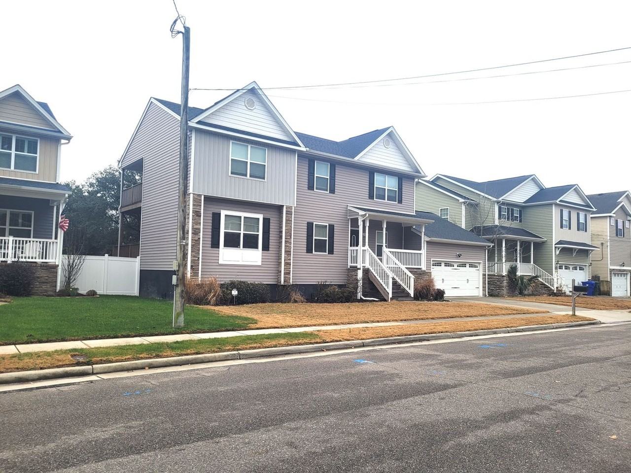 9532 15th Bay St - Photo 2 of 50