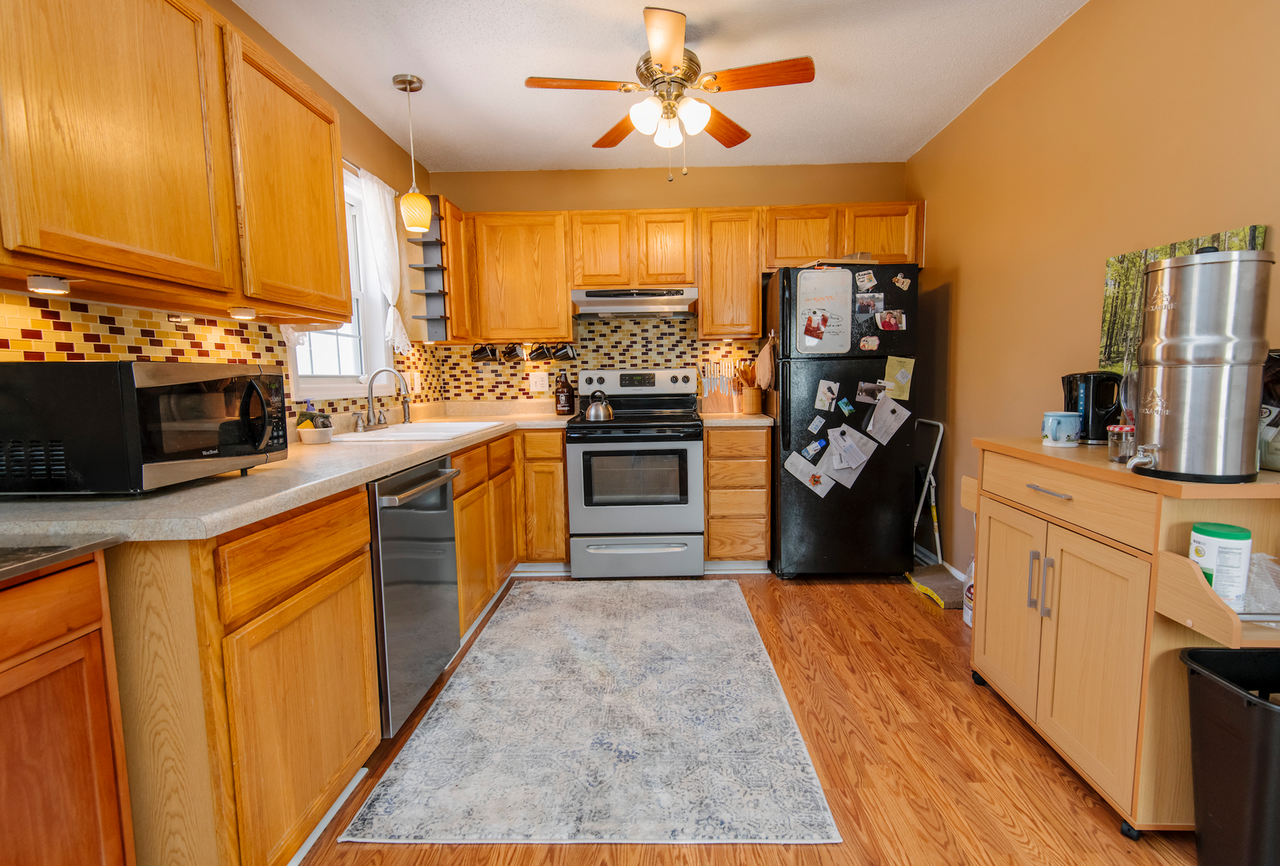 5741 Presentation St - Photo 5 of 13