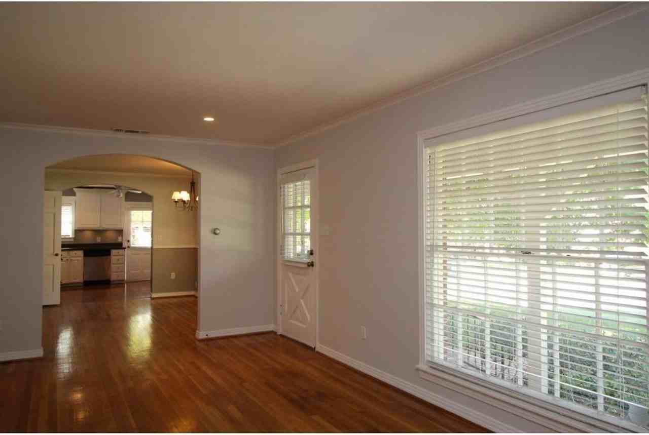 3601 Park Hill Dr - Photo 2 of 17