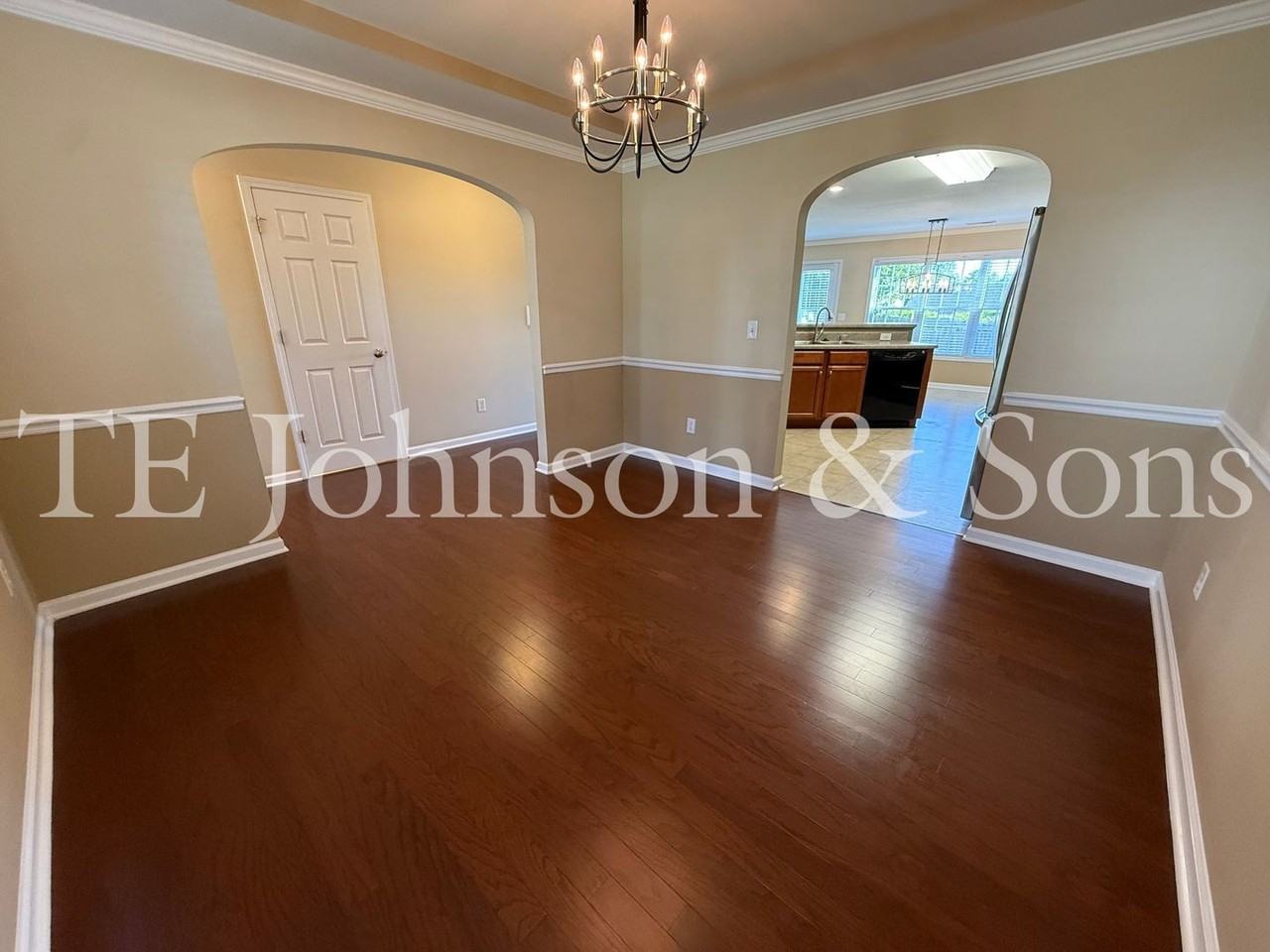 5827 Sunny Ridge Trl - Photo 6 of 50