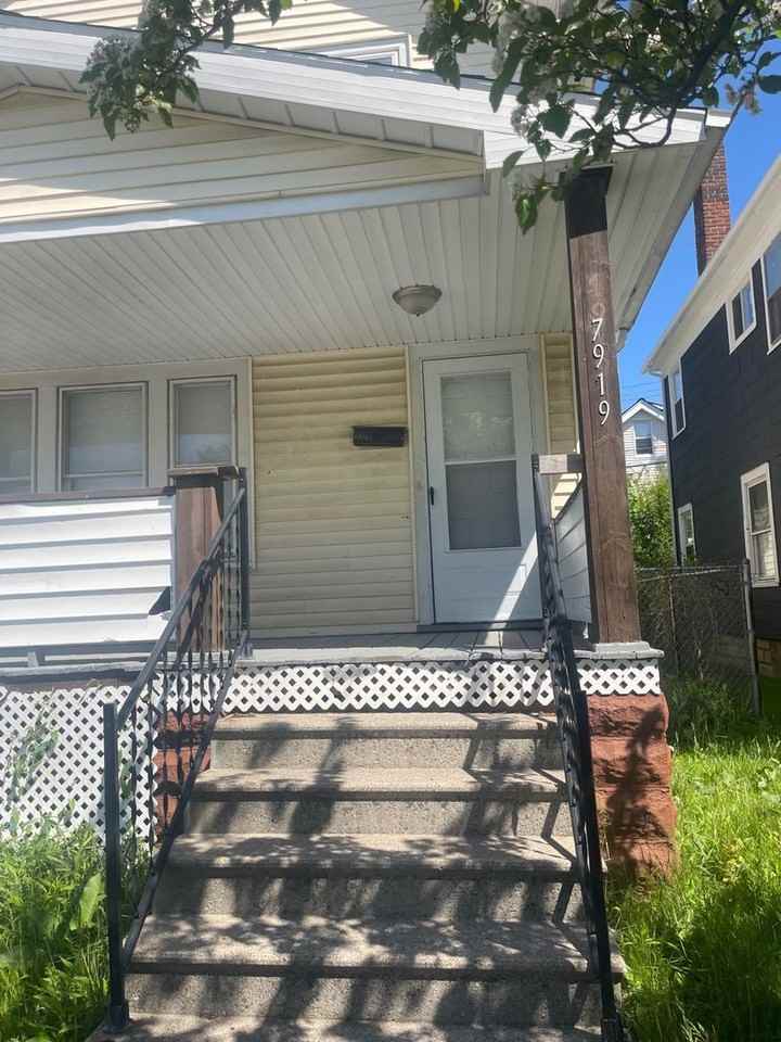 7919 Force Ave - Photo 2 of 19