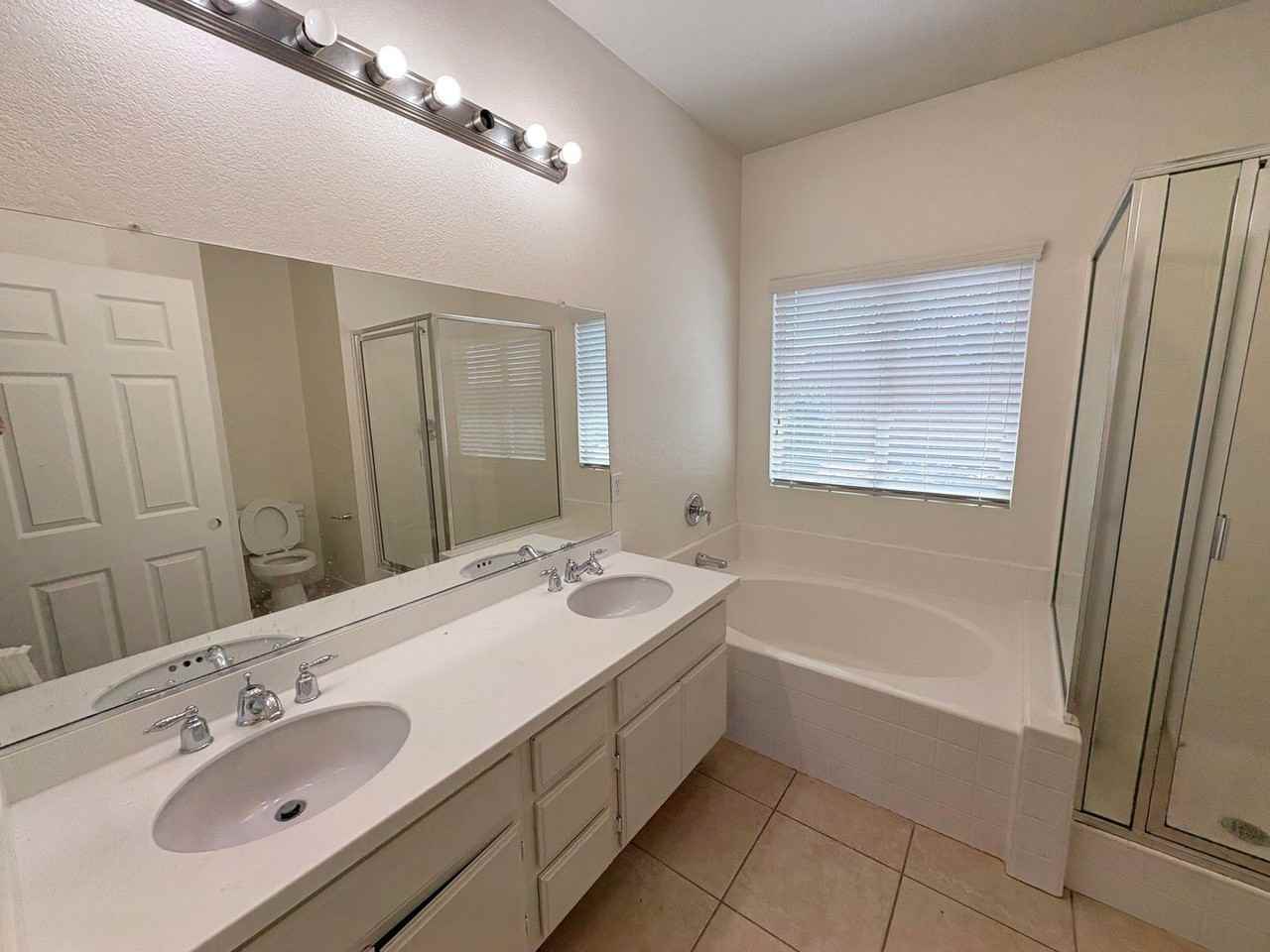 13085 Camden Ln - Photo 6 of 16