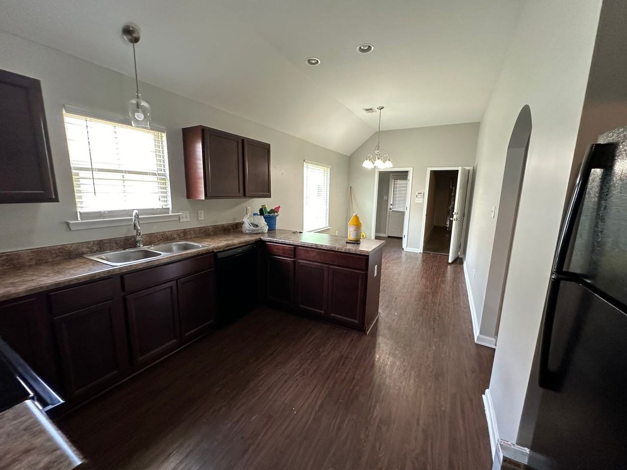 1307 Larkin Ave - Photo 7 of 13