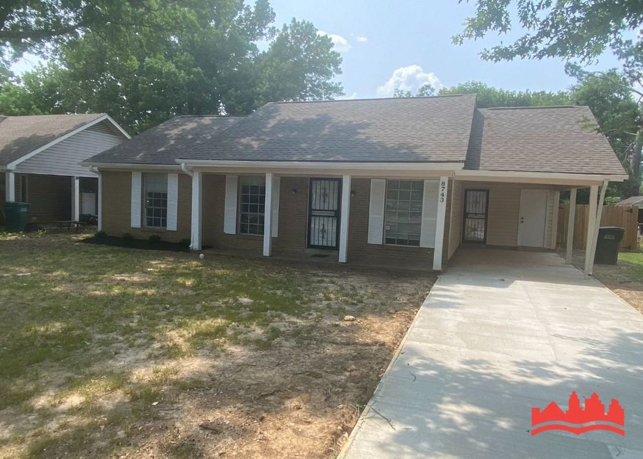 8743 Greenbrook Pkwy - Photo 2 of 19