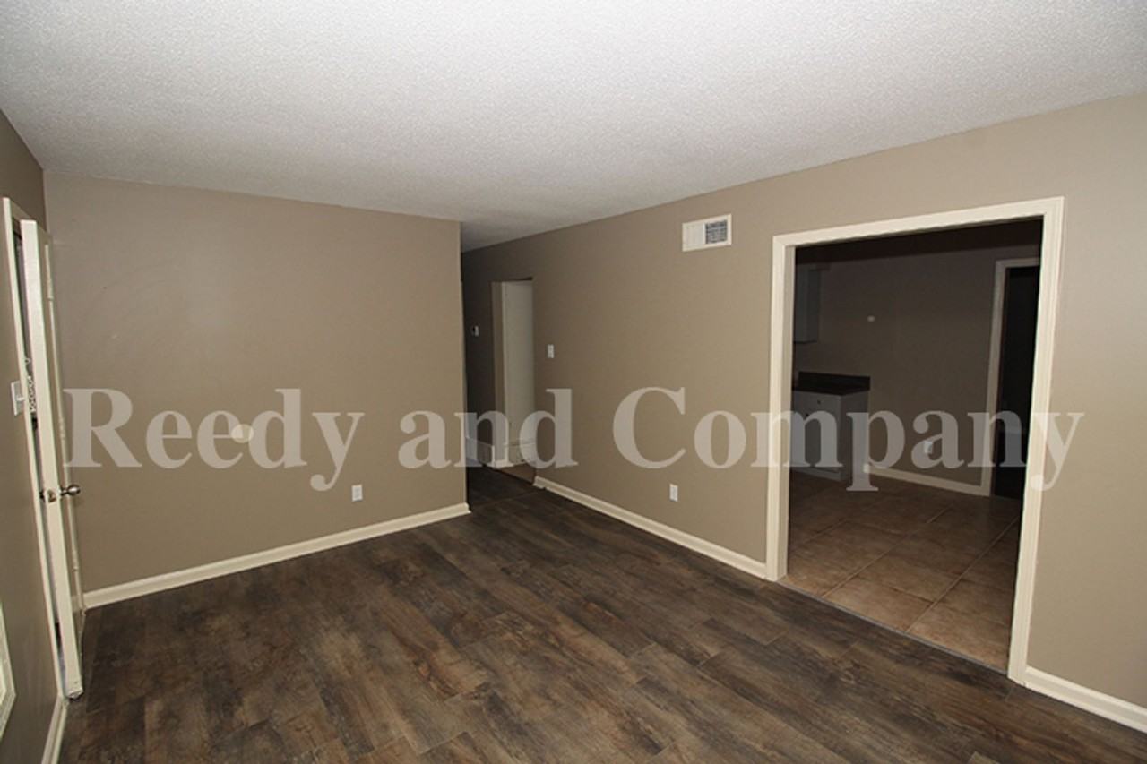 3777 Mccain Rd - Photo 4 of 23