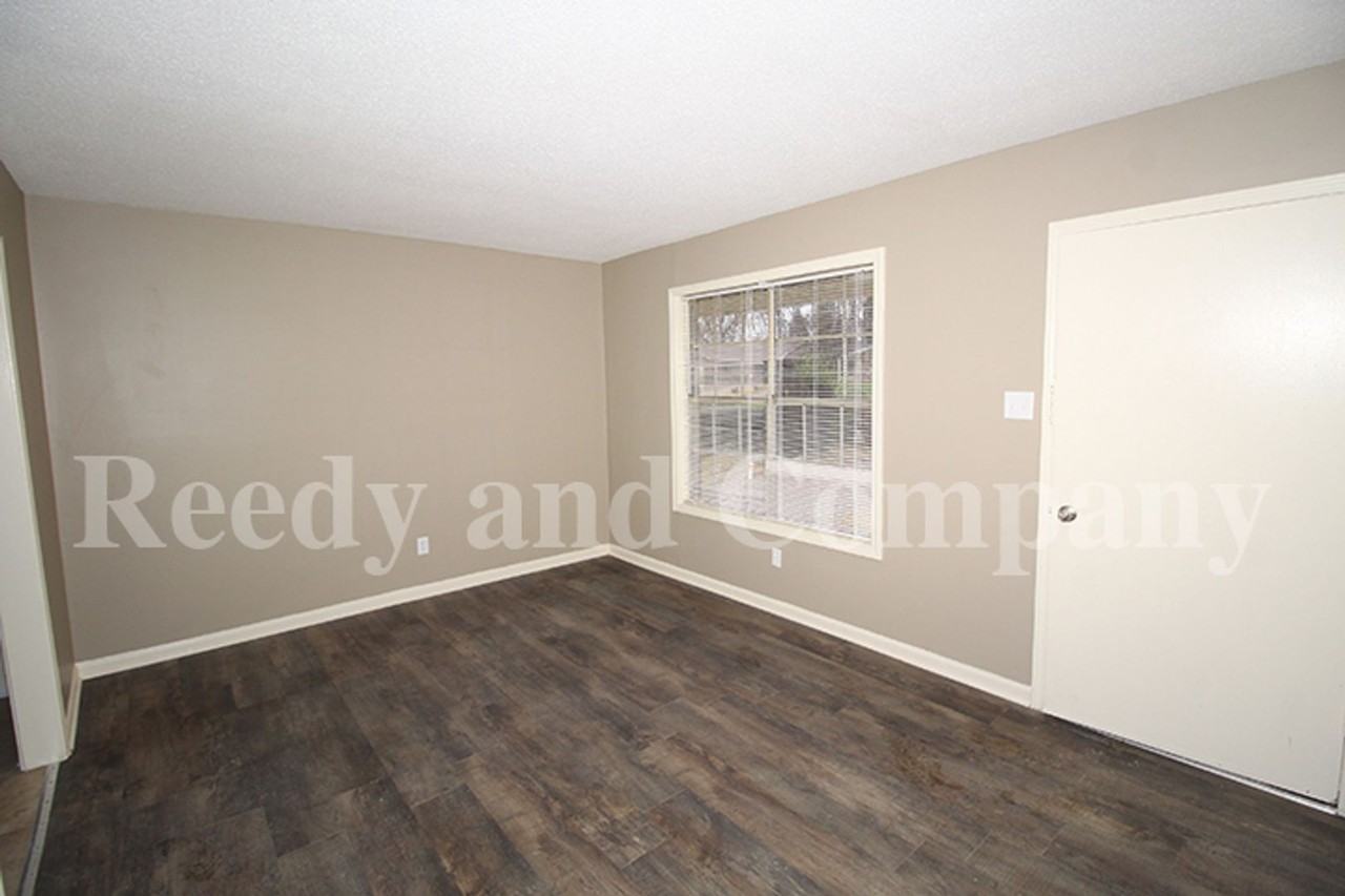 3777 Mccain Rd - Photo 5 of 23