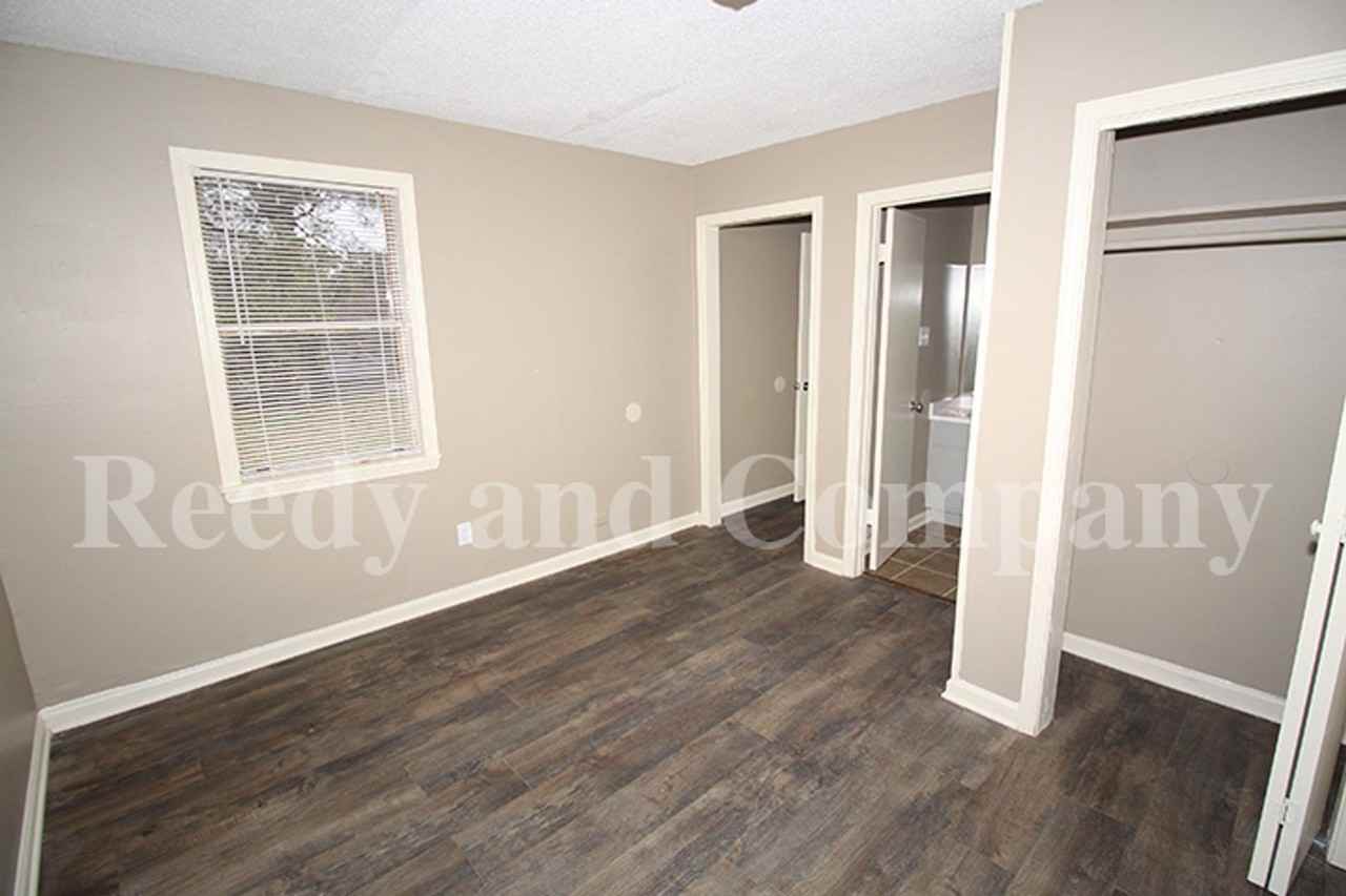 3777 Mccain Rd - Photo 6 of 23