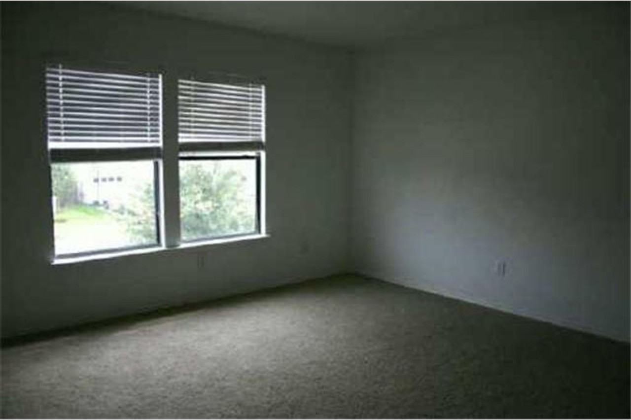 10328 Garbacz Dr - Photo 3 of 10