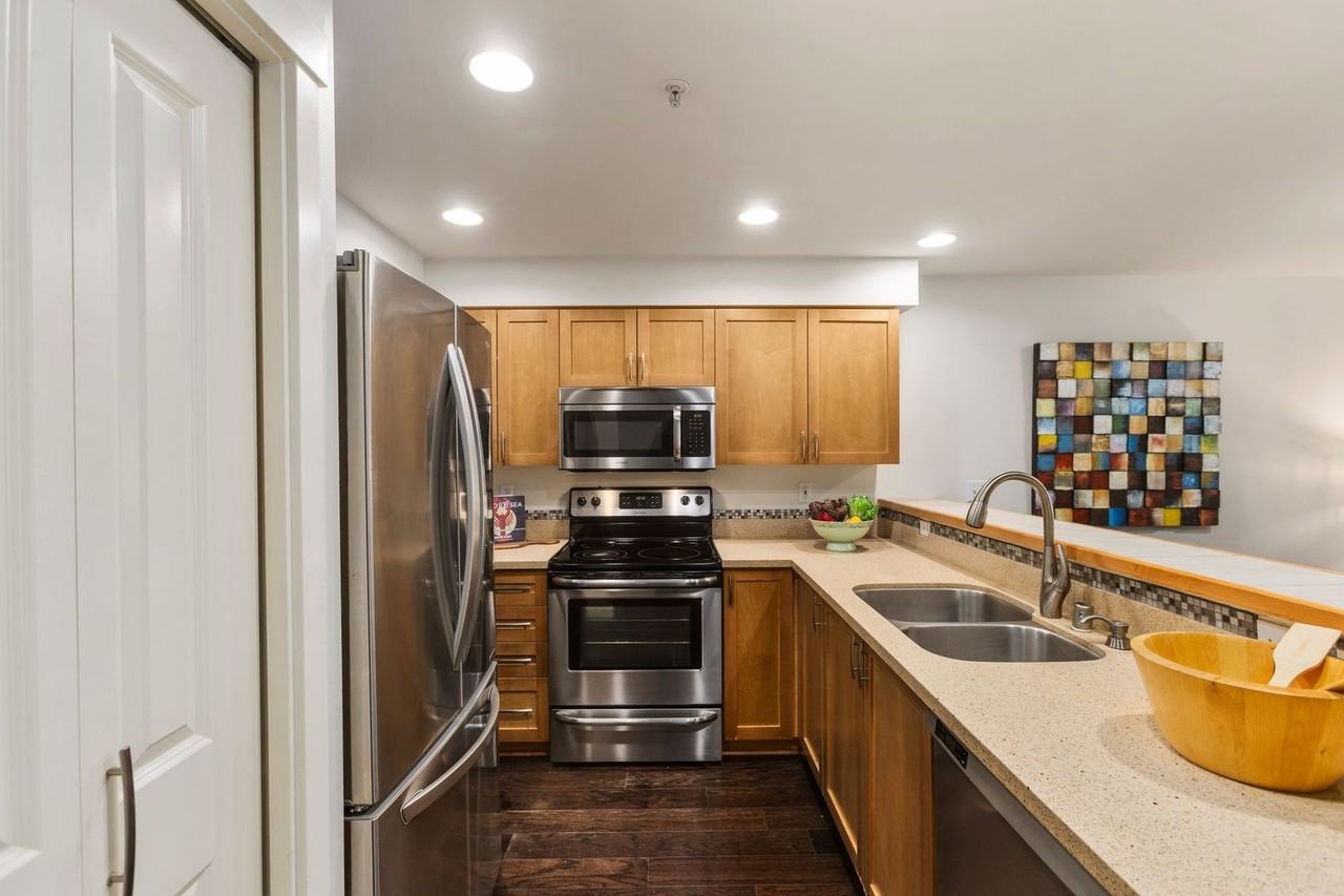 11920 98th Ave Ne - Photo 5 of 33