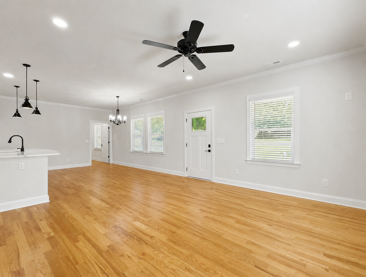 301 Tomberlin Rd - Photo 7 of 30