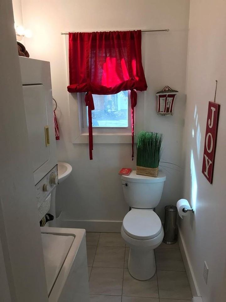 2920 Wyman Pkwy - Photo 5 of 10