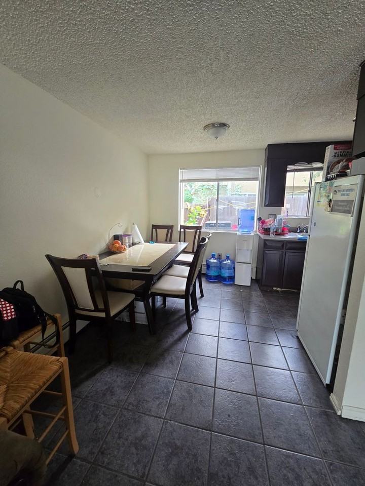 317 Emery Dr #A - Photo 3 of 6