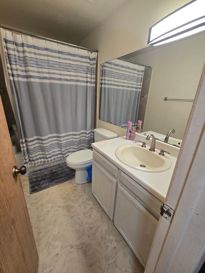 317 Emery Dr #A - Photo 4 of 6