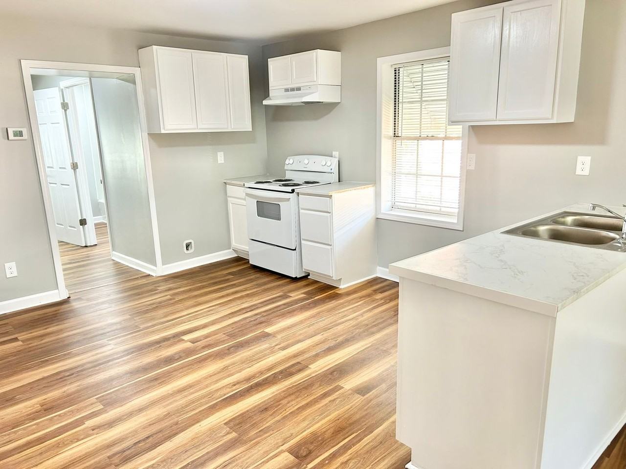 1712 Morgan St - Photo 6 of 20