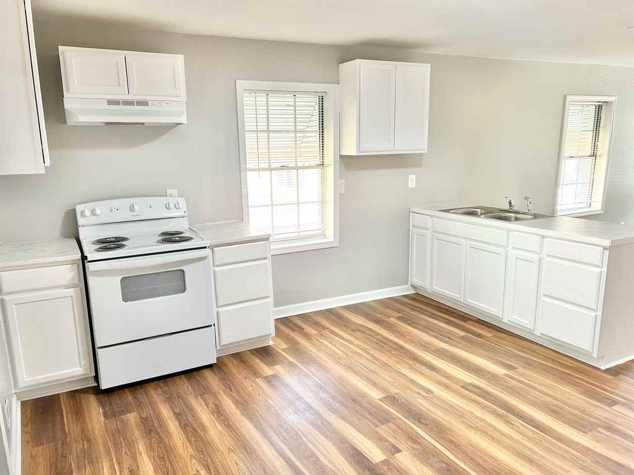 1712 Morgan St - Photo 7 of 20