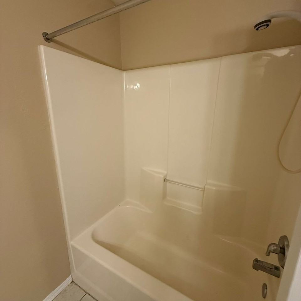 207 N Clifton Ave #B - Photo 5 of 17