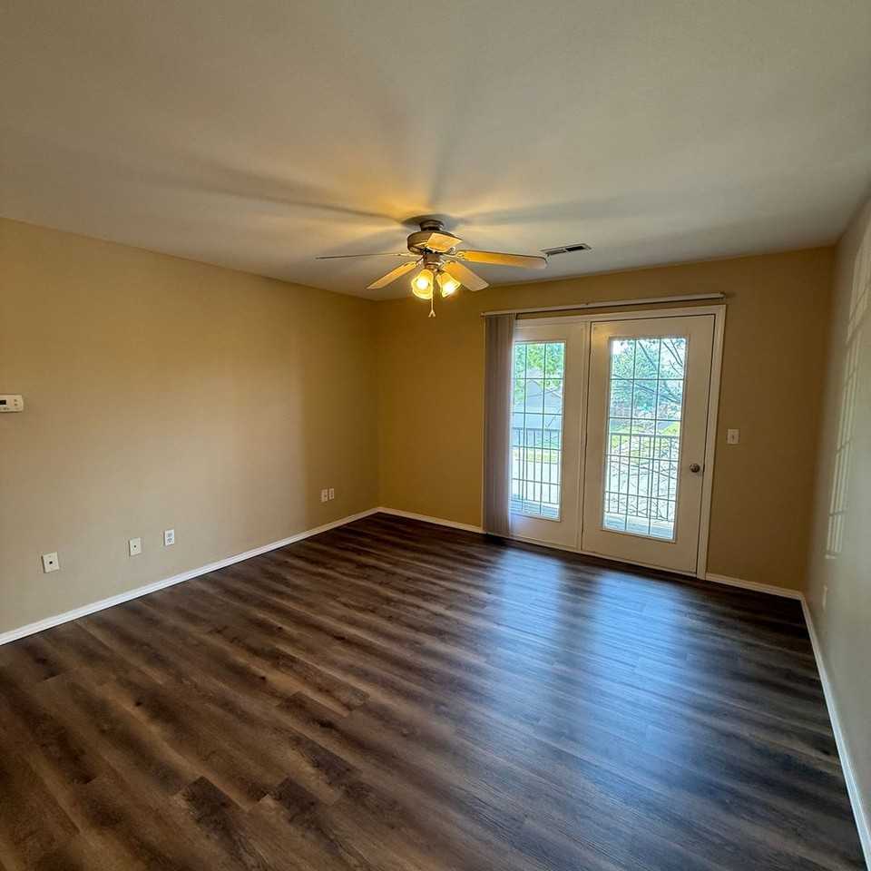 207 N Clifton Ave #B - Photo 6 of 17