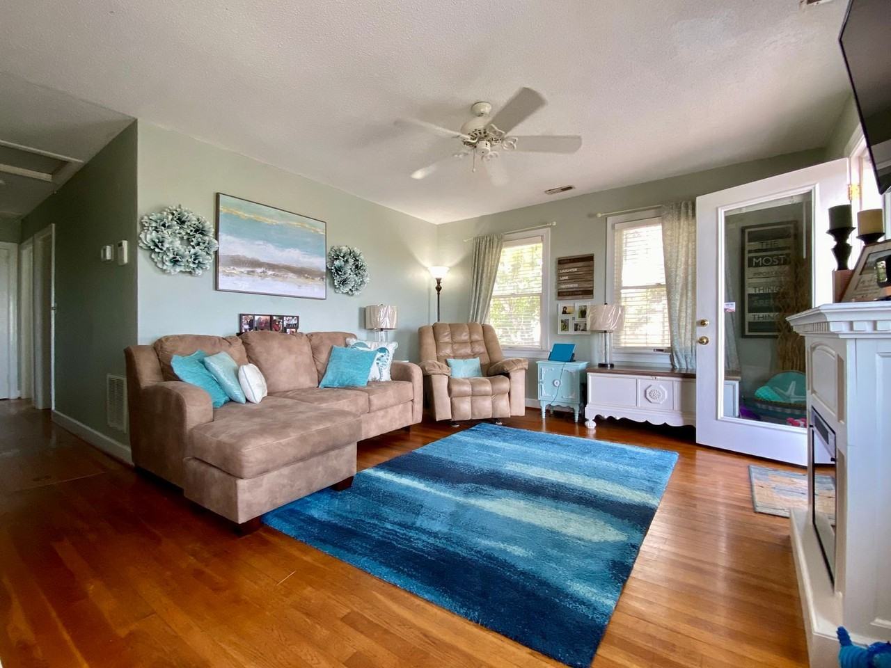 756 W Ocean View Ave - Photo 5 of 15
