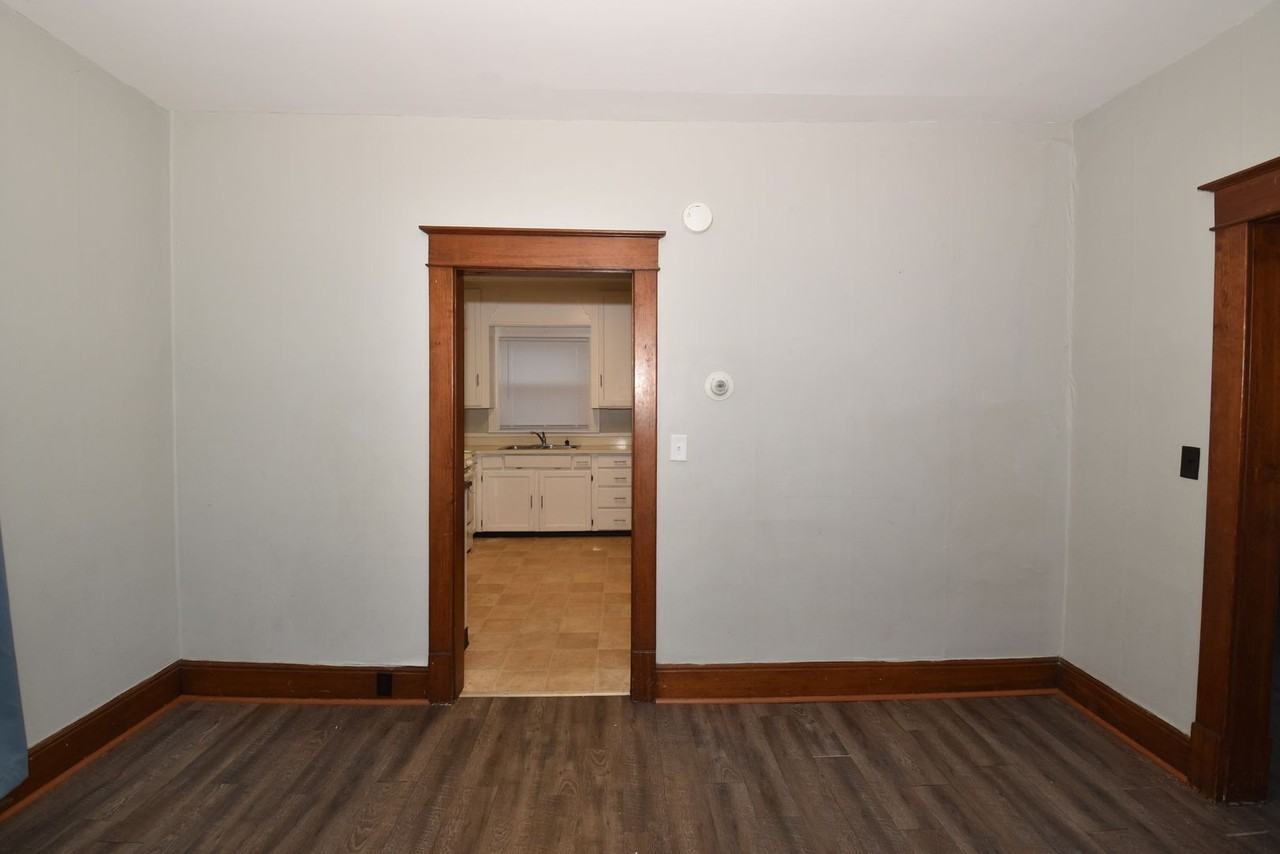 116 N Notre Dame Ave - Photo 7 of 35