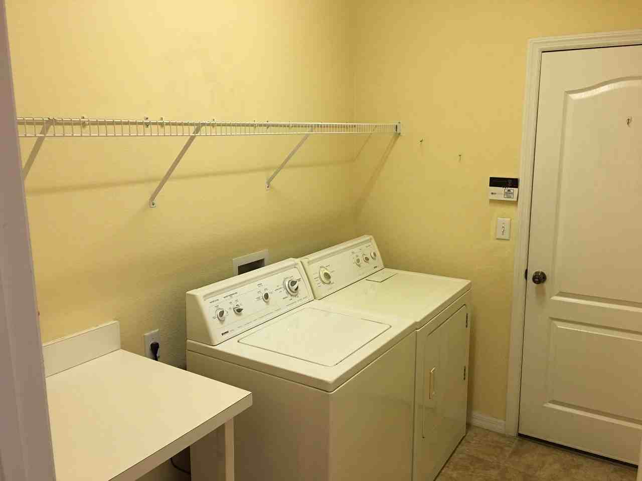 12135 Infinity Dr - Photo 3 of 15