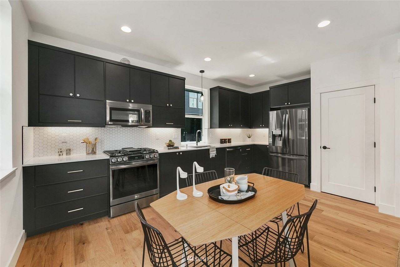 1509 Nw 64th St #A - Photo 4 of 11