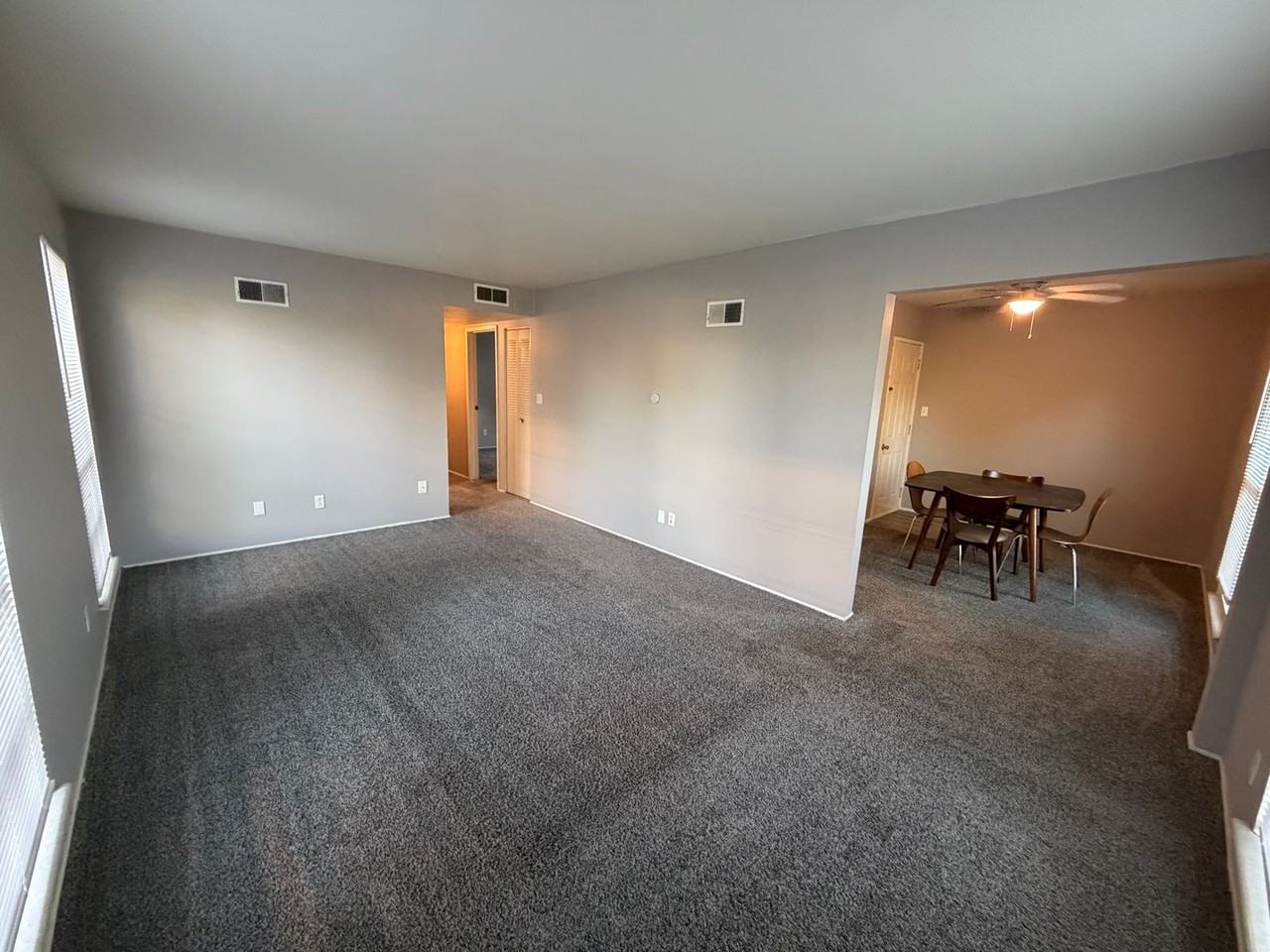 919 W Crestwood Dr - Photo 7 of 9