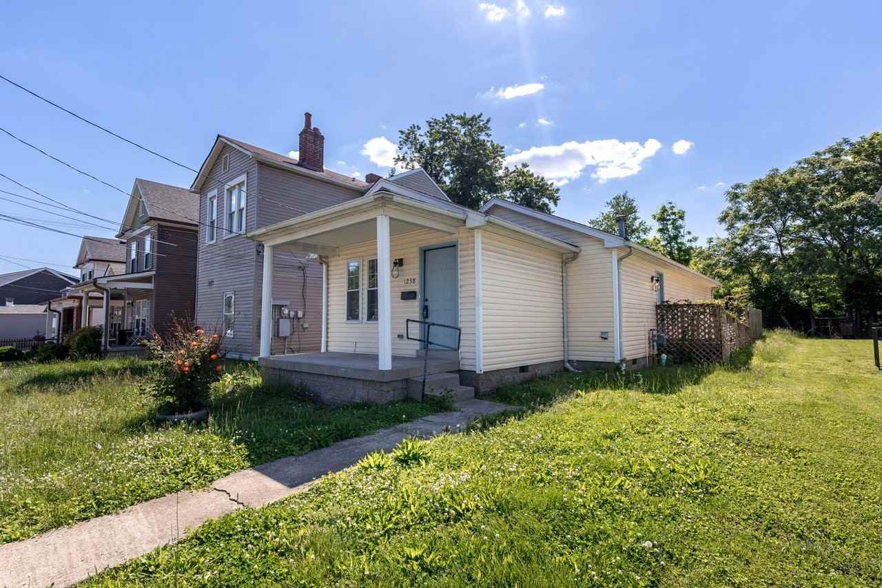 1238 S Preston St - Photo 2 of 21