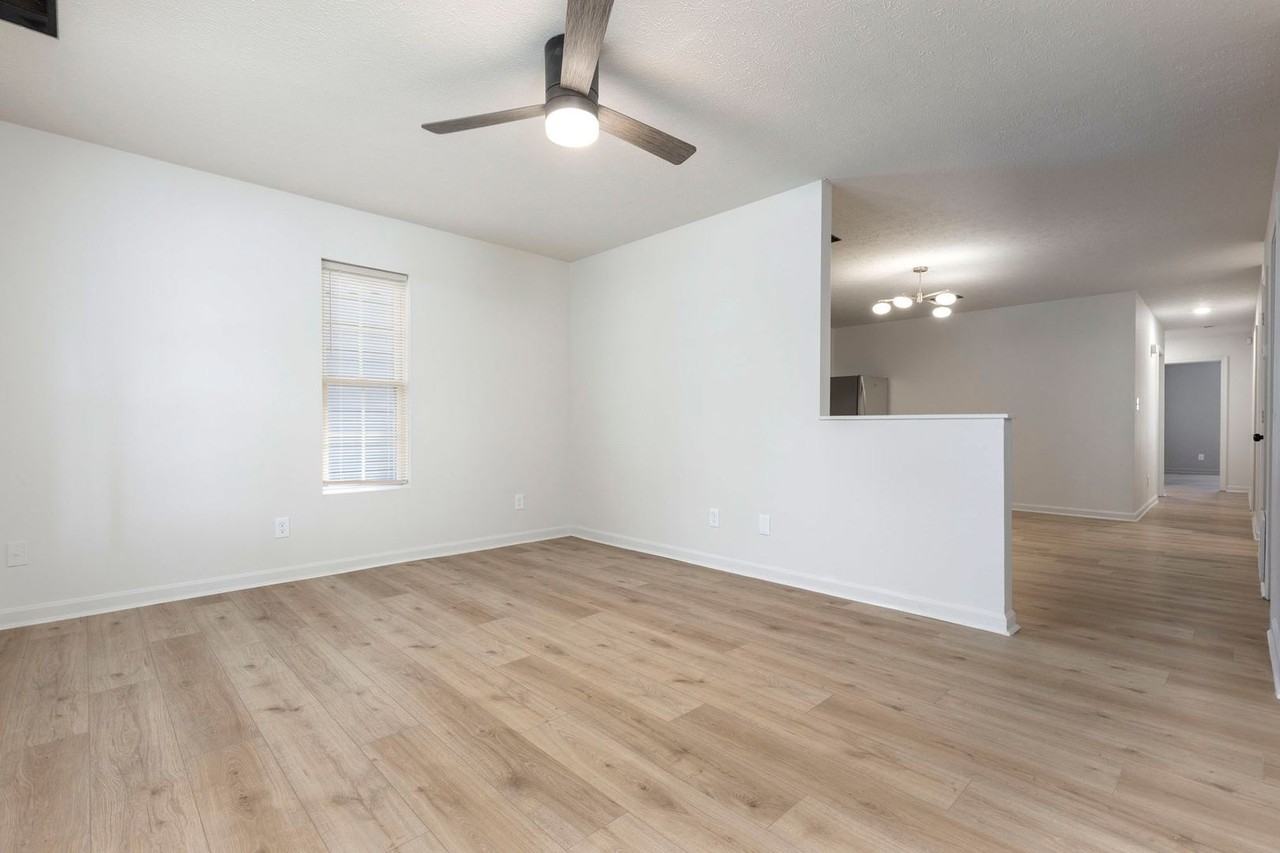 1238 S Preston St - Photo 6 of 21