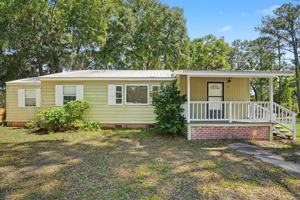 featured image of 24 N Parkwood Dr