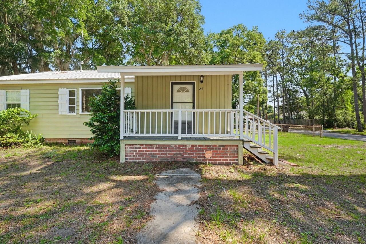 24 N Parkwood Dr - Photo 5 of 37