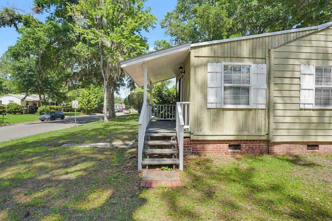 24 N Parkwood Dr - Photo 6 of 37