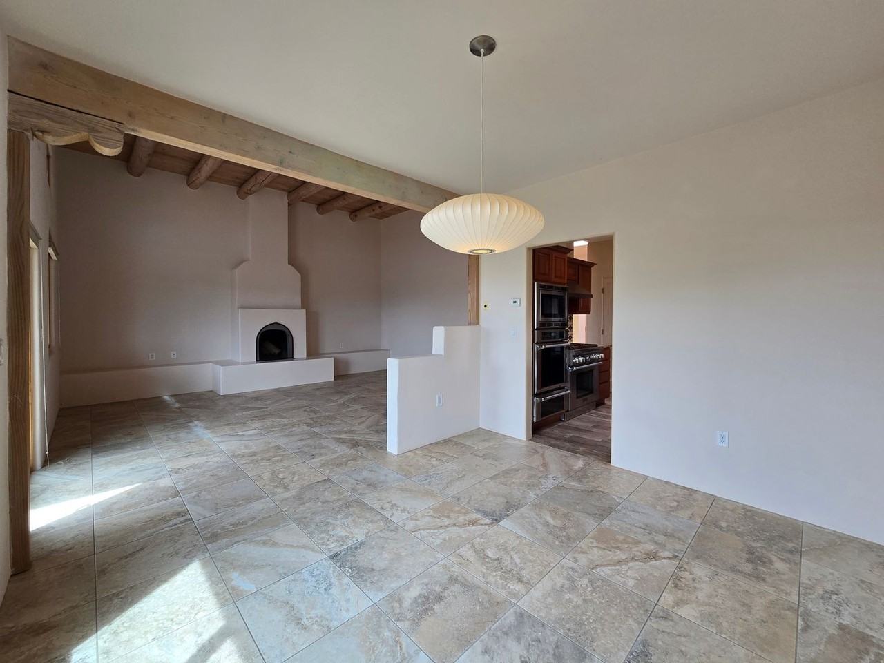 4 Inez Ct - Photo 3 of 43
