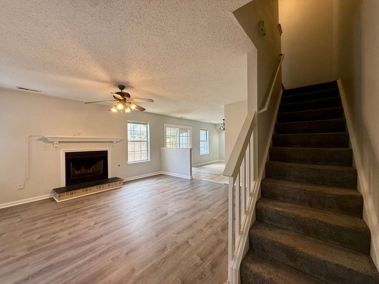 5249 Bardith Cir - Photo 4 of 19