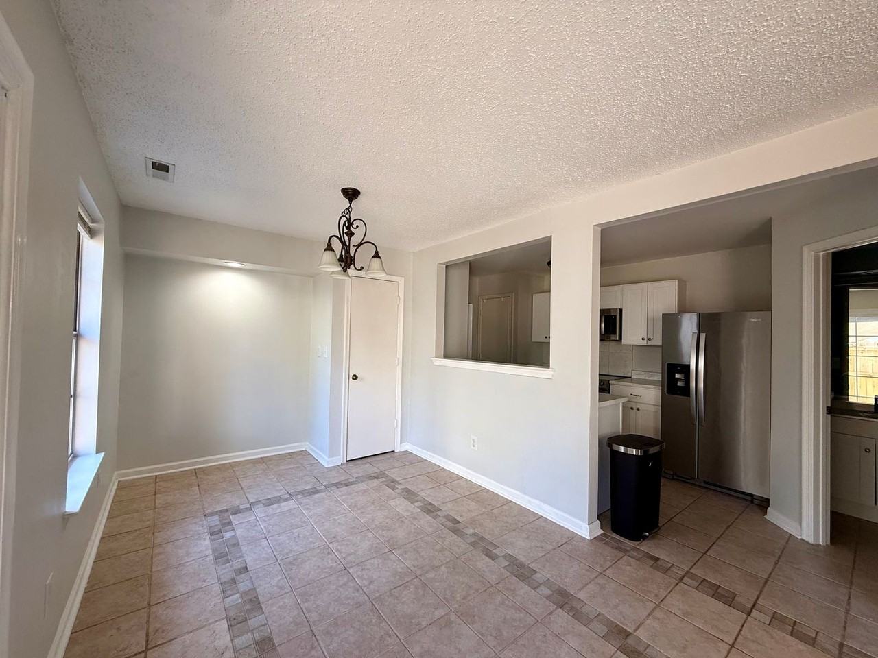 5249 Bardith Cir - Photo 7 of 19