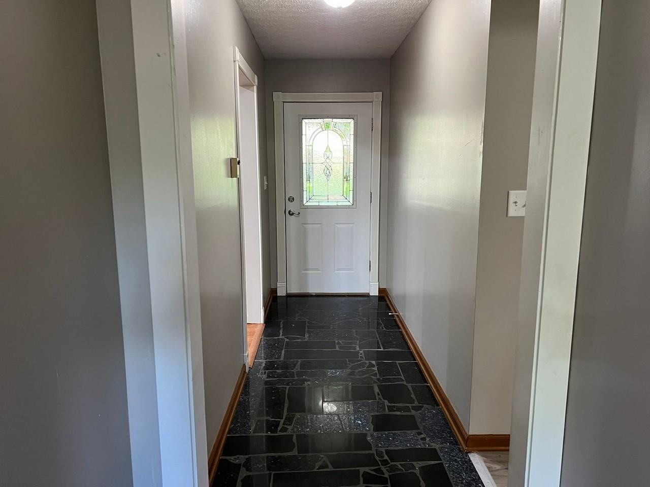2535 S Prospect Ave - Photo 3 of 20