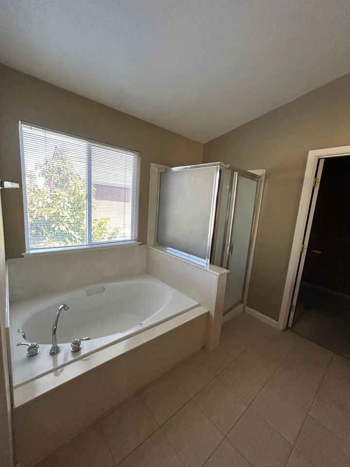 8930 Taos Way - Photo 7 of 10