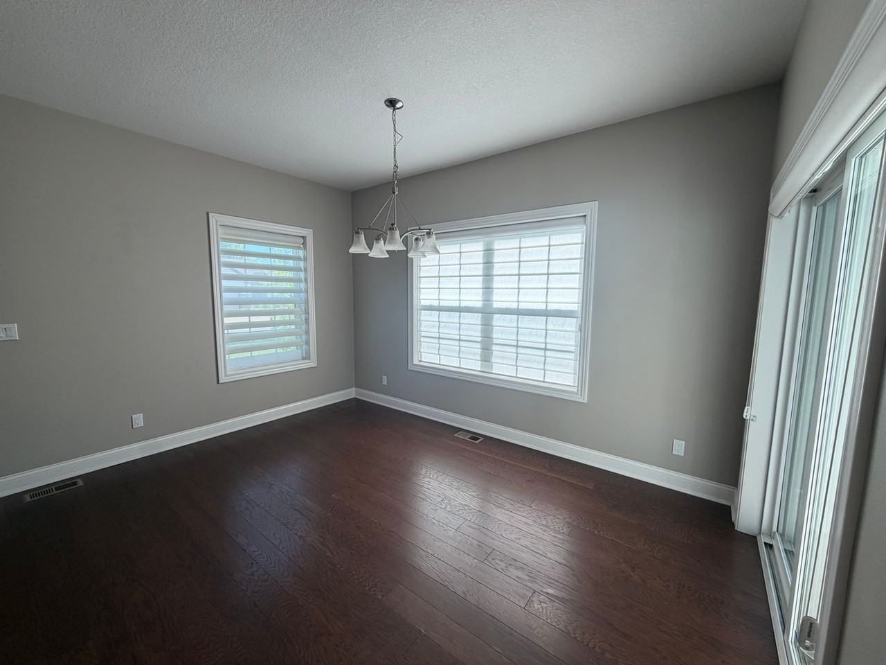 3314 Cullen Dr - Photo 7 of 22