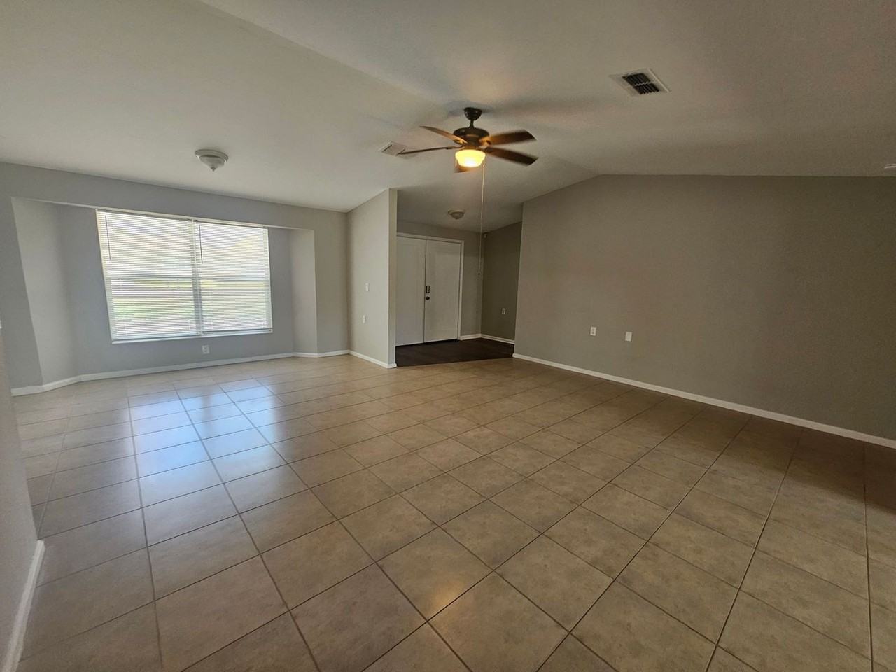 1400 Sw 6th Ave - Photo 2 of 22