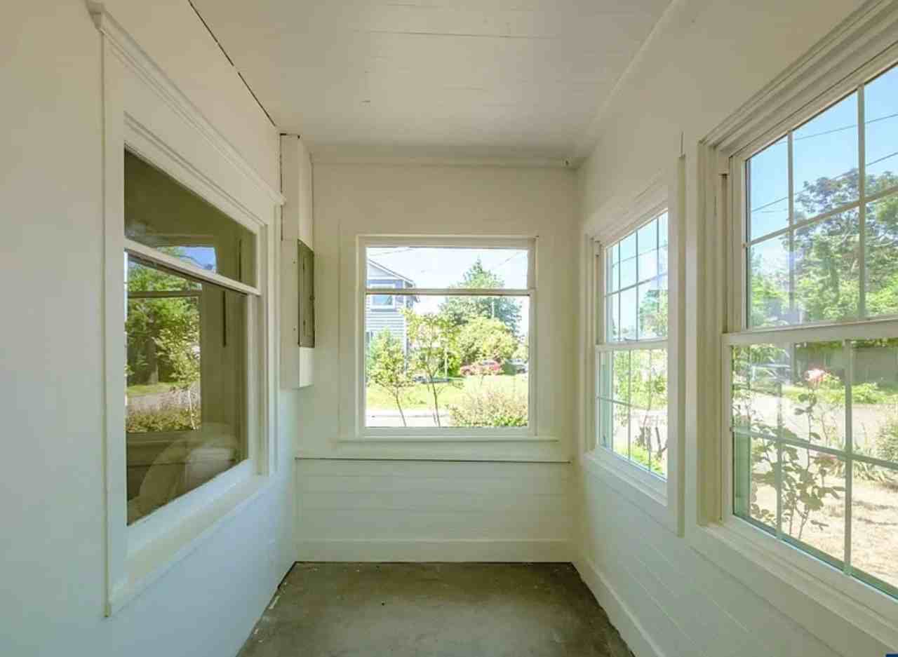 690 W Morton St - Photo 3 of 25