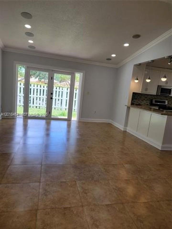 14115 Langley Pl - Photo 3 of 22
