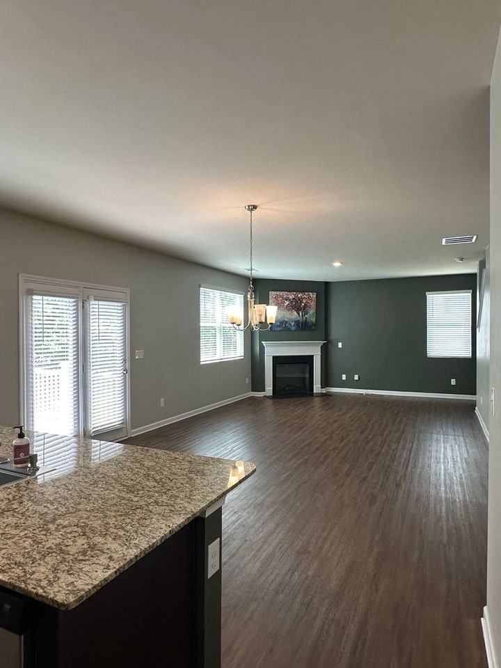 3130 Heritage Glen Dr - Photo 5 of 20