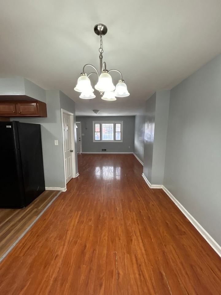 1409 Nicolay Way - Photo 2 of 12