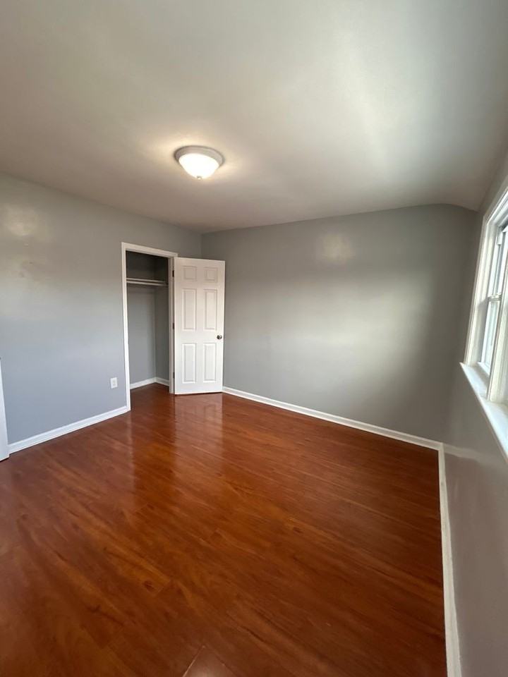 1409 Nicolay Way - Photo 6 of 12