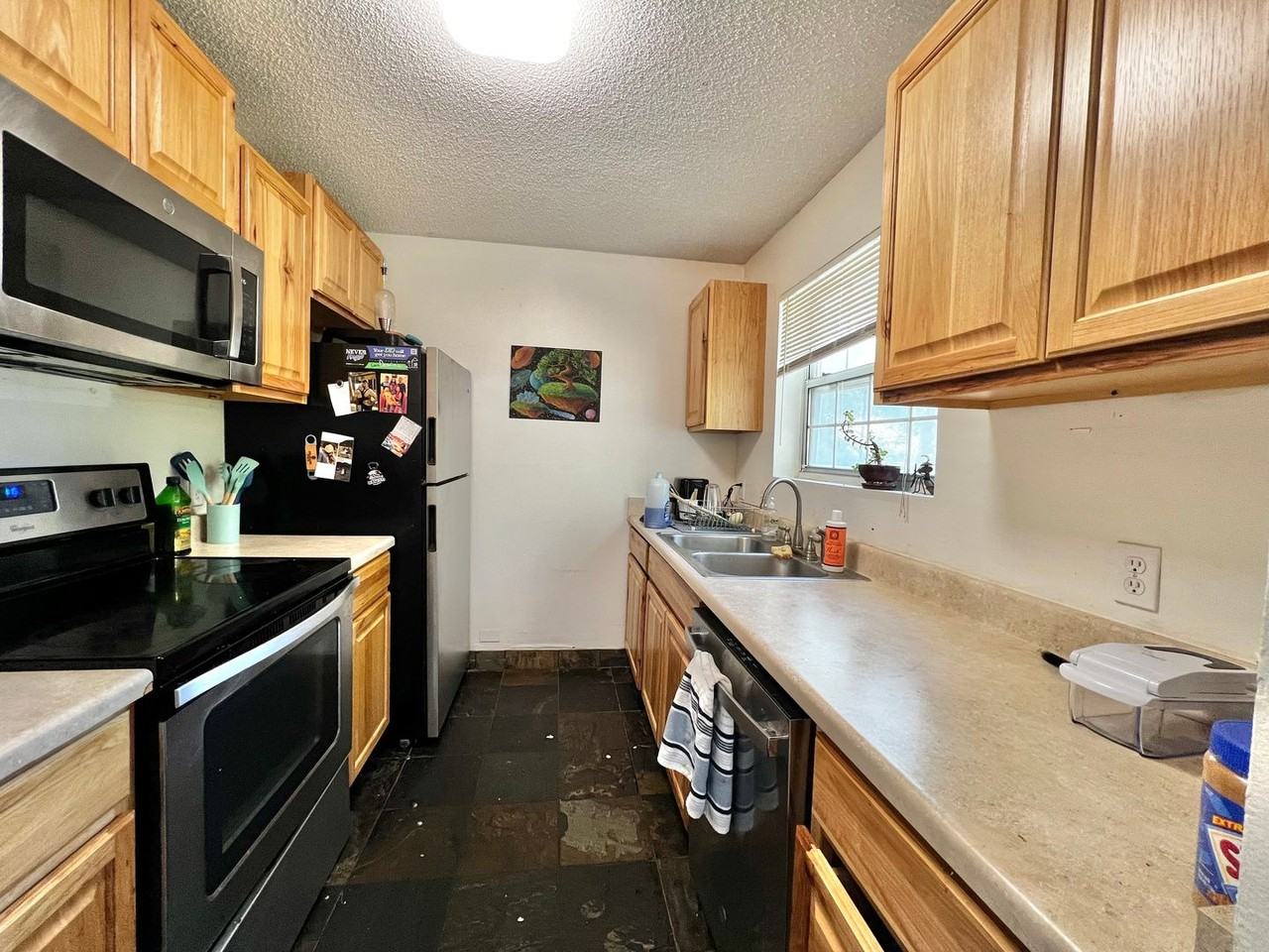 1301 University Ave - Photo 6 of 16