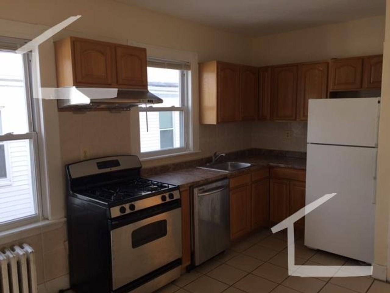 108 Murdock St - Photo 2 of 13